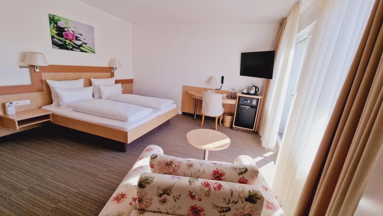 Hotel Garni Superior Metzingen  Luaran gambar