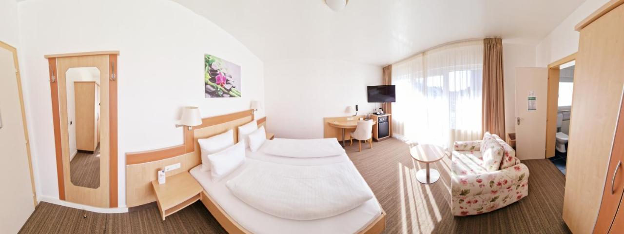 Hotel Garni Superior Metzingen  Luaran gambar