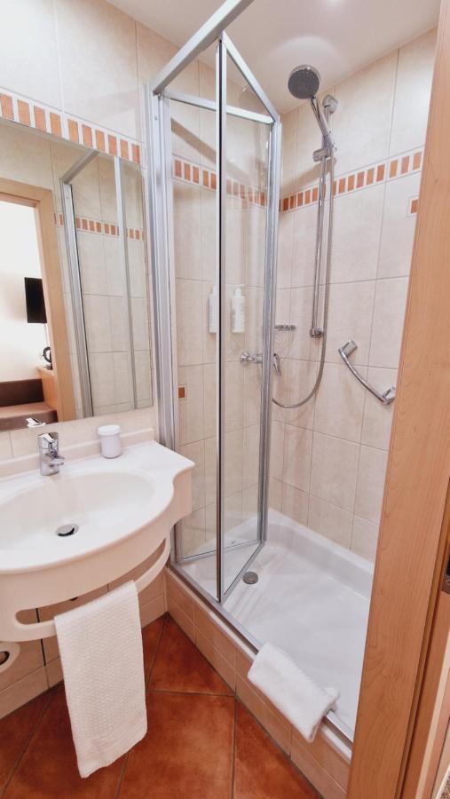 Hotel Garni Superior Metzingen  Luaran gambar