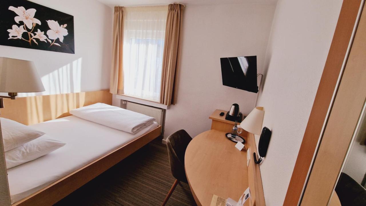 Hotel Garni Superior Metzingen  Luaran gambar