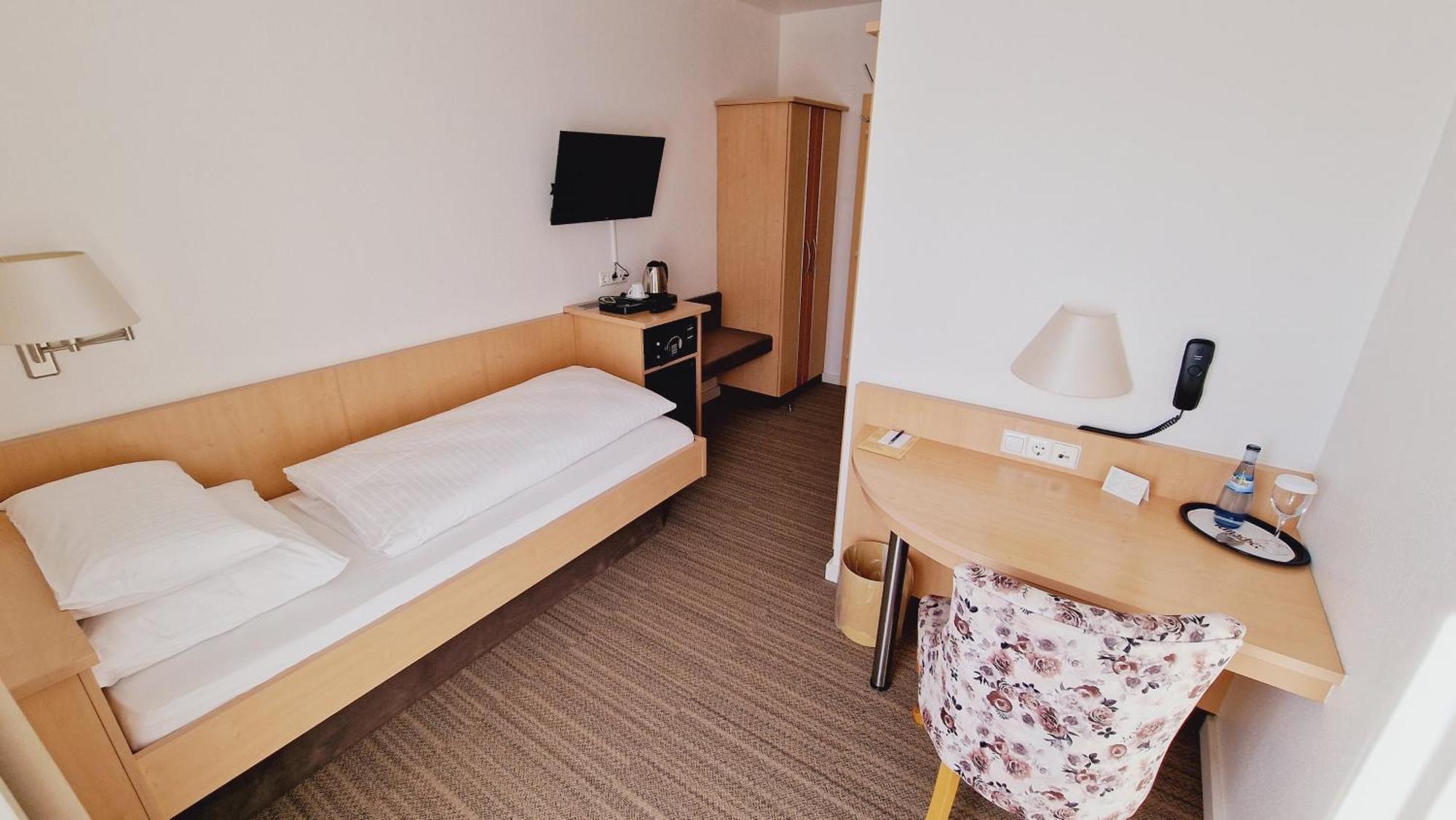 Hotel Garni Superior Metzingen  Luaran gambar