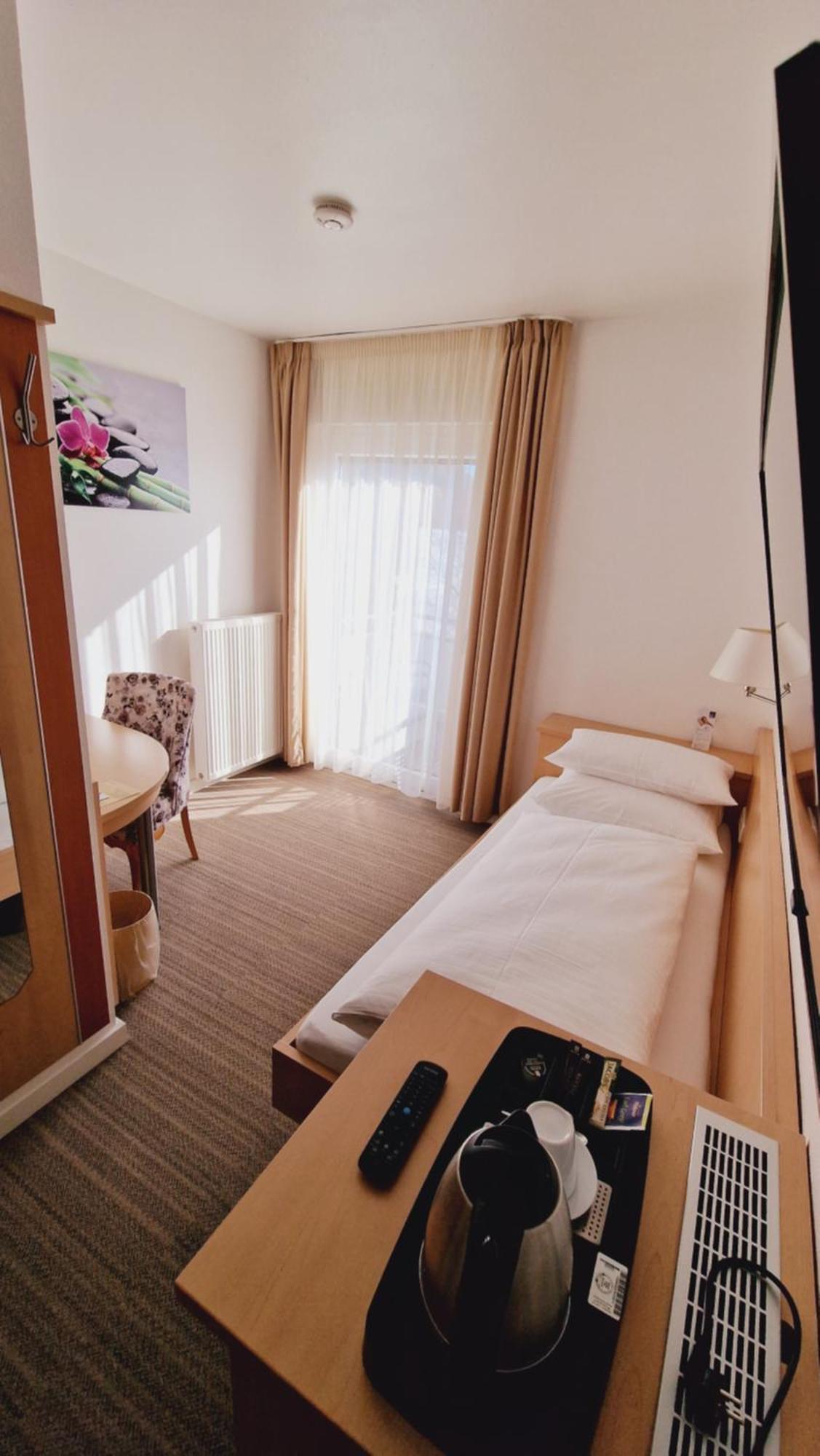 Hotel Garni Superior Metzingen  Luaran gambar