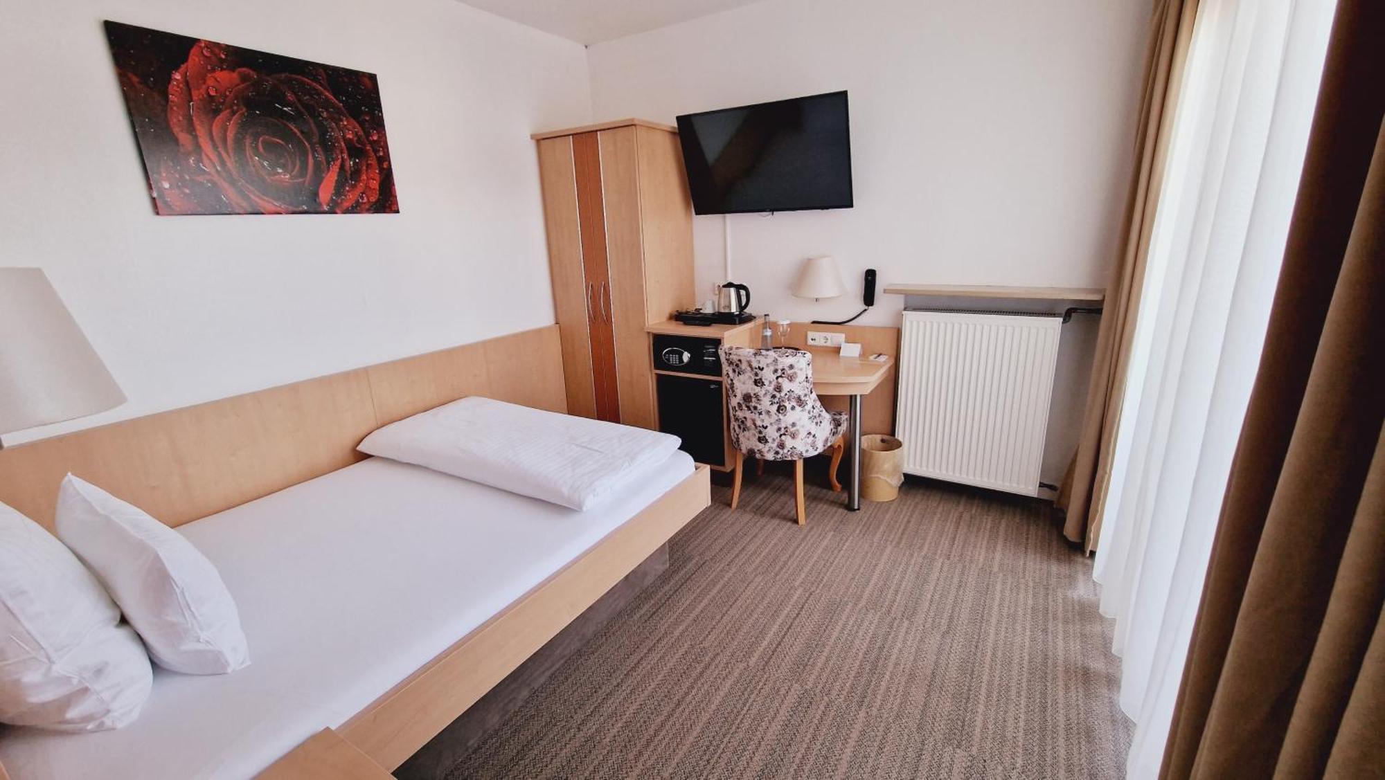 Hotel Garni Superior Metzingen  Luaran gambar