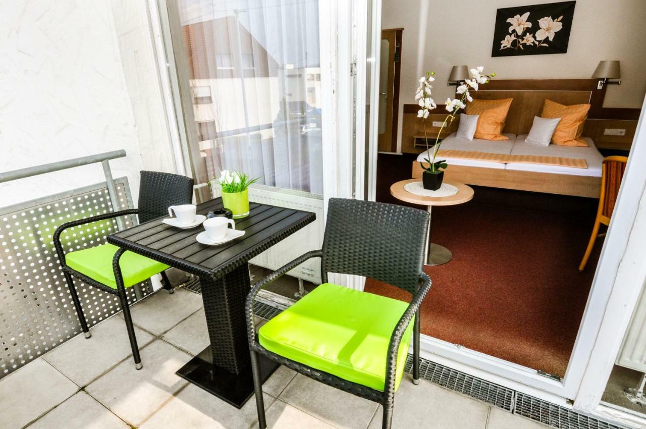 Hotel Garni Superior Metzingen  Luaran gambar